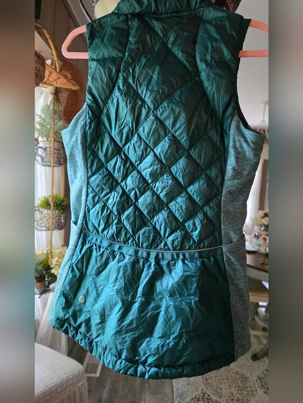 Lululemon Down For A Run Vest Forage Teal